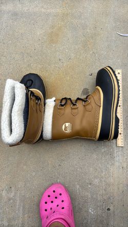 Sorrel waterproof women size 6