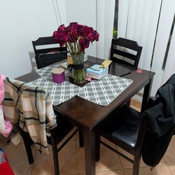 Kitchen Table With Chairs 