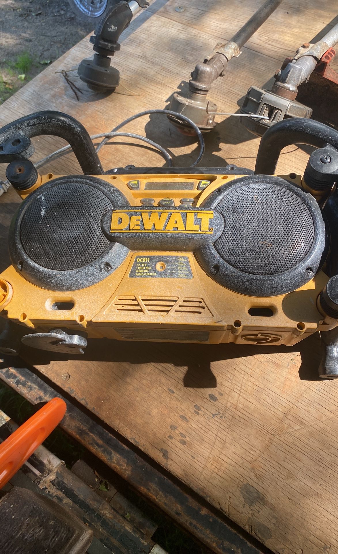 Dewald Radio