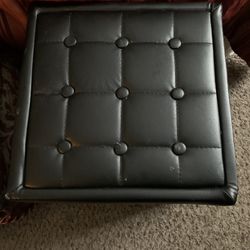 SoundLogic XT Black Leather Bluetooth Speaker Ottoman