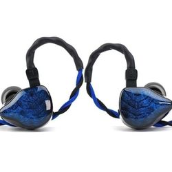 NOVA 1DD+4BA in-Ear Headphone (NOVA)