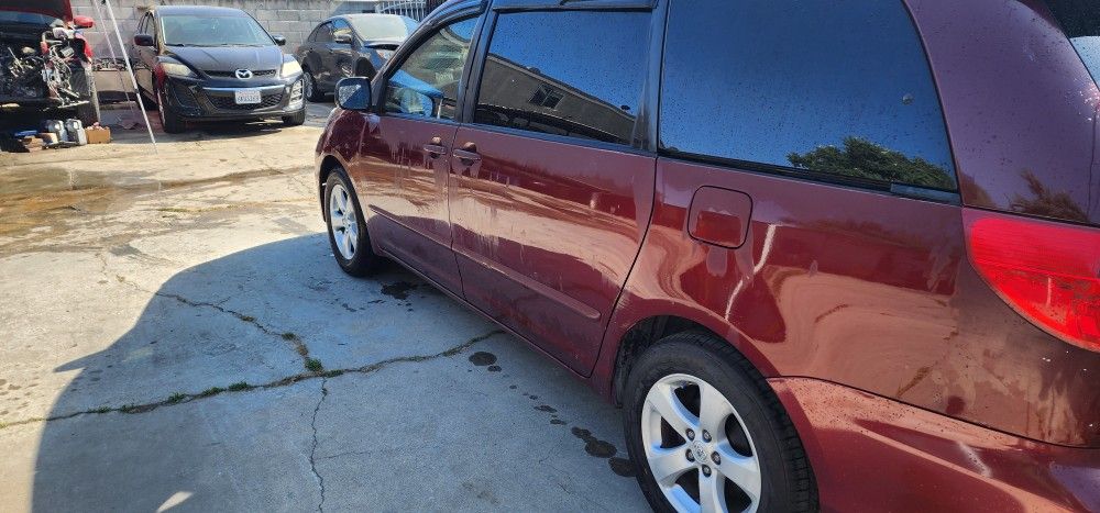 2007 Toyota Sienna