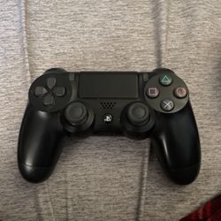 PS4 Controllers 