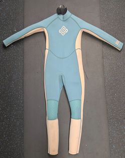 Seaskin Wetsuit Kids Size 8