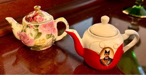 Antique Miniature TEAPOTS - Both for $12