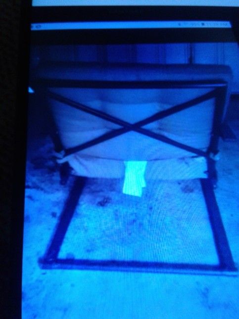 Large Medal Frame Chair