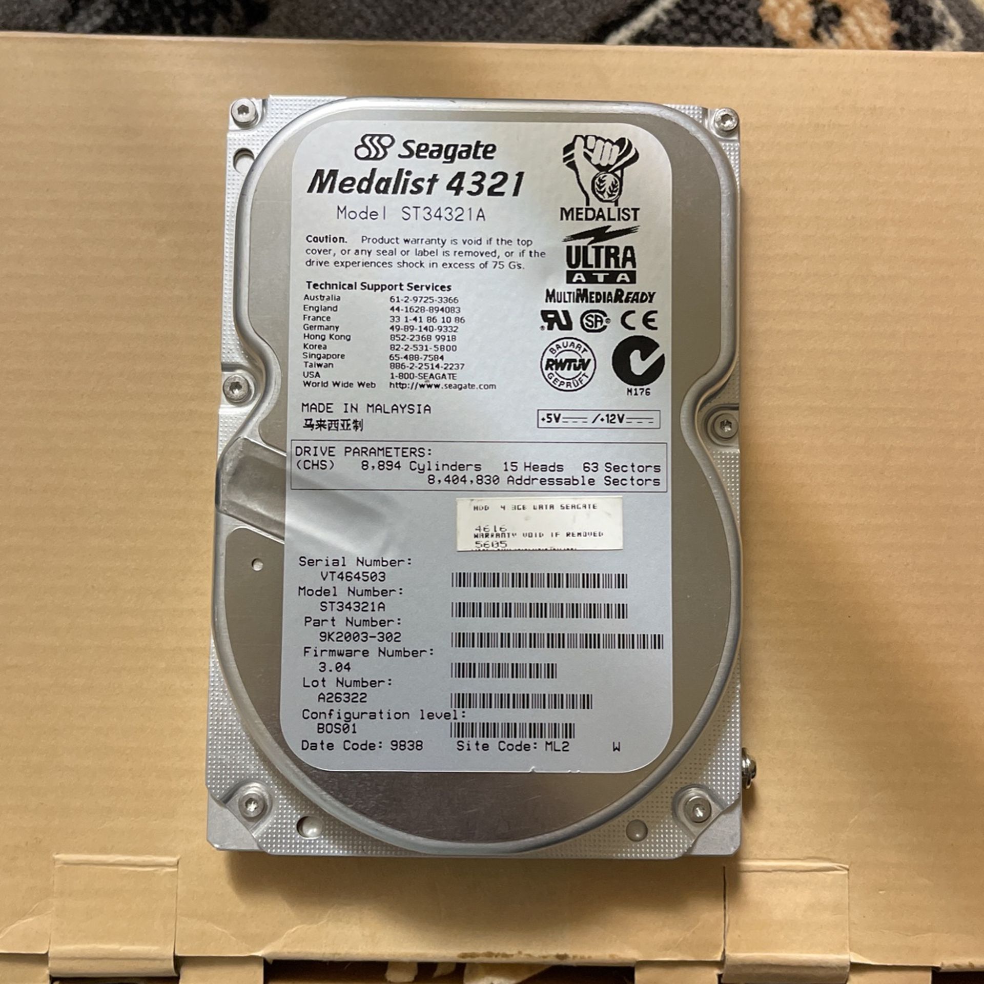 Seagate Medalist 4321 ST34321A 4.3 GB , Internal 5400 RPM , 3.5" Hard Drive