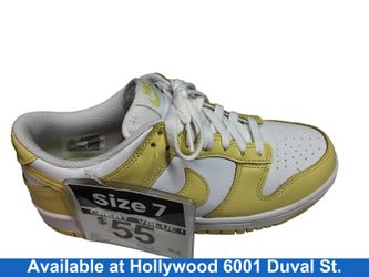 Nike Fb9109-126 Yellow