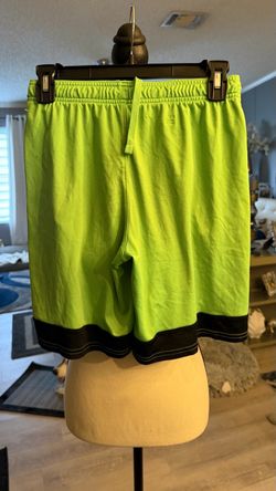 Men’s lightweight stretch waist shorts