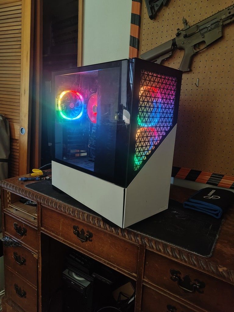 Ryzen 7 7700 Gaming PC