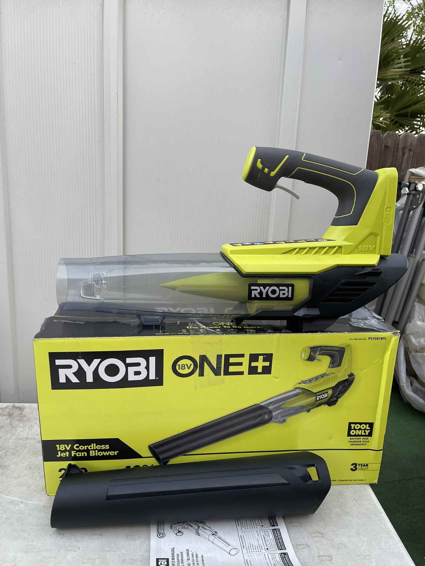 RYOBI ONE+ 18V 100 MPH 280 CFM Cordless Battery Variable-Speed Jet Fan Leaf Blower (Tool Only)