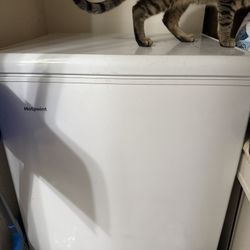 Hot point 5 Cu.Ft Freezer