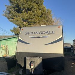 2020  Travel Tráiler In Víctorville Ca