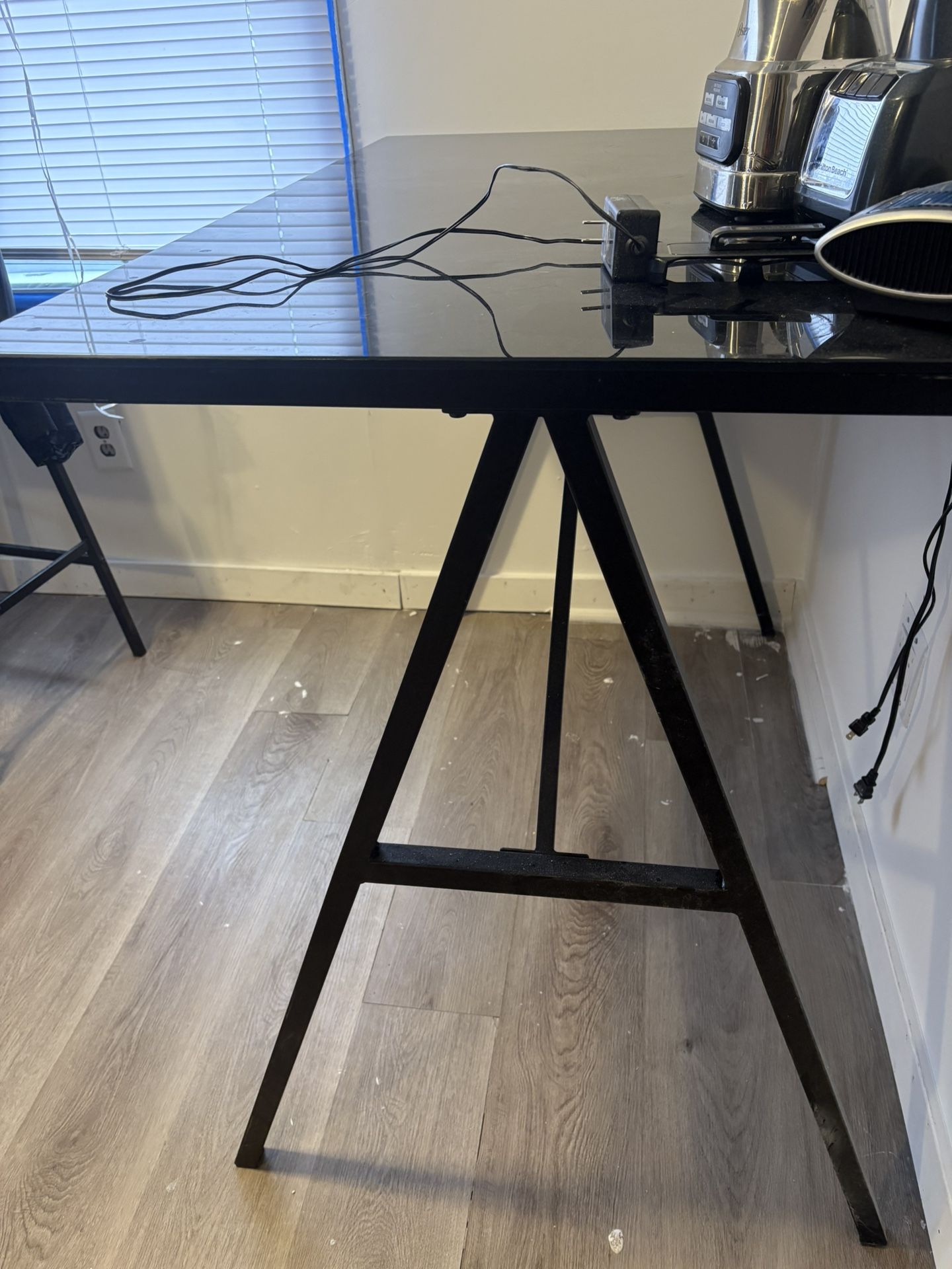 Free Nice Table Tempered Glass
