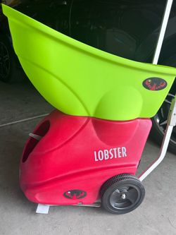 Lobster Pickleball Machine