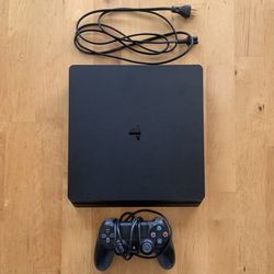 Play Station 4
