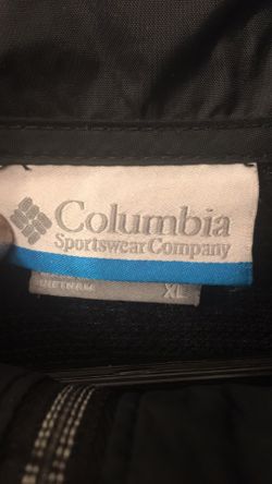 Columbia Women’s rain jacket XL