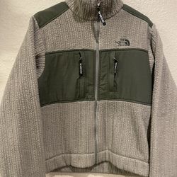 The North Face Denali Jacket Small 