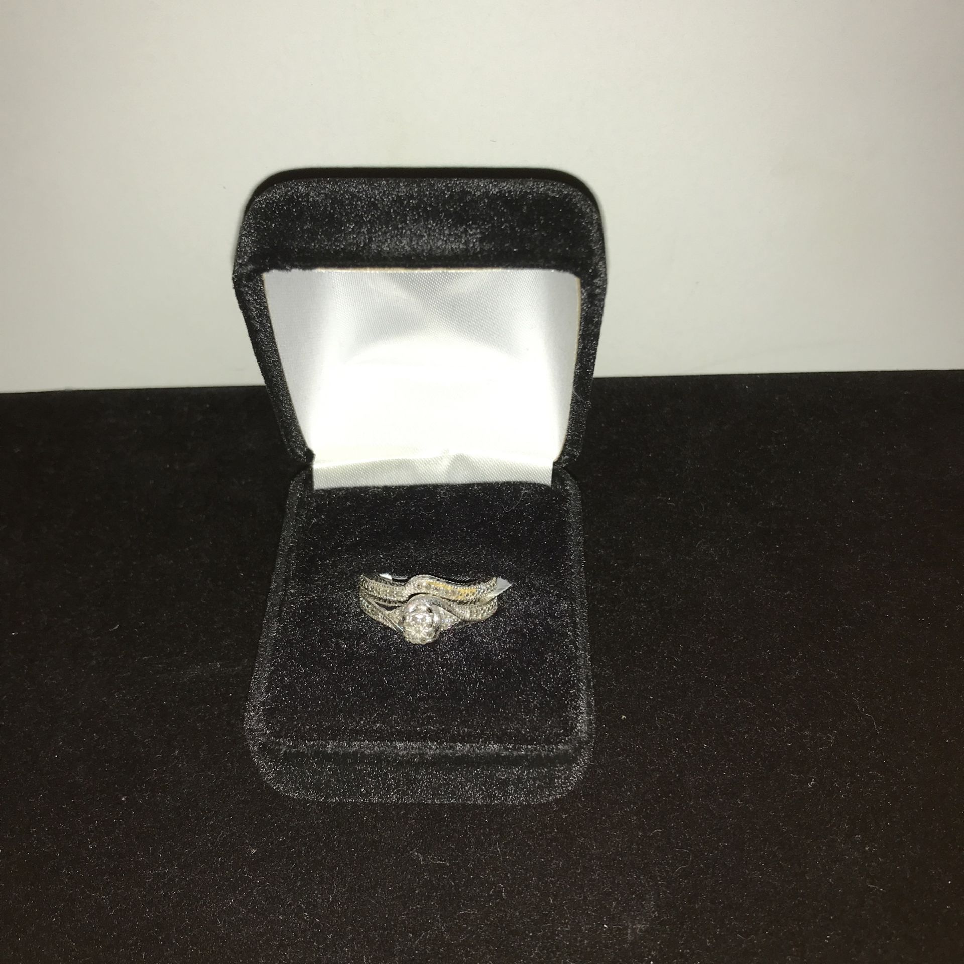 32-5528-14 STERLING SILVER LDS DIAMOND WEDDING SET VINTAGE 