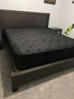 Mattress Sale!! ❤️