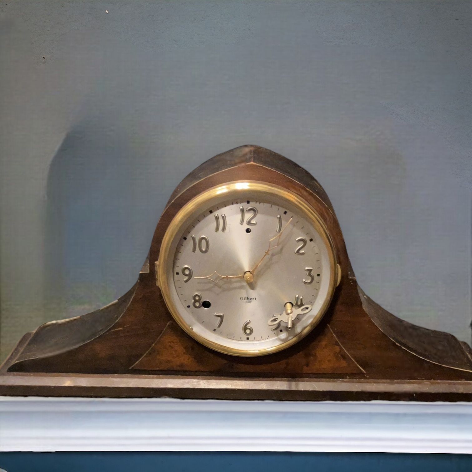 Gorgeouss Antique Gilbert 1807 Wood Mantel Clock 