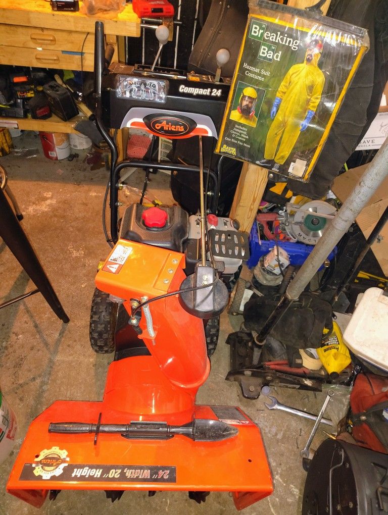 Arians Snowblower Compact 24"