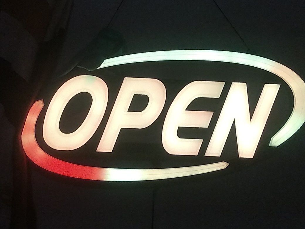 Color changing open sign