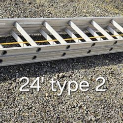 24'  Columbia aluminum ladder-type 2 