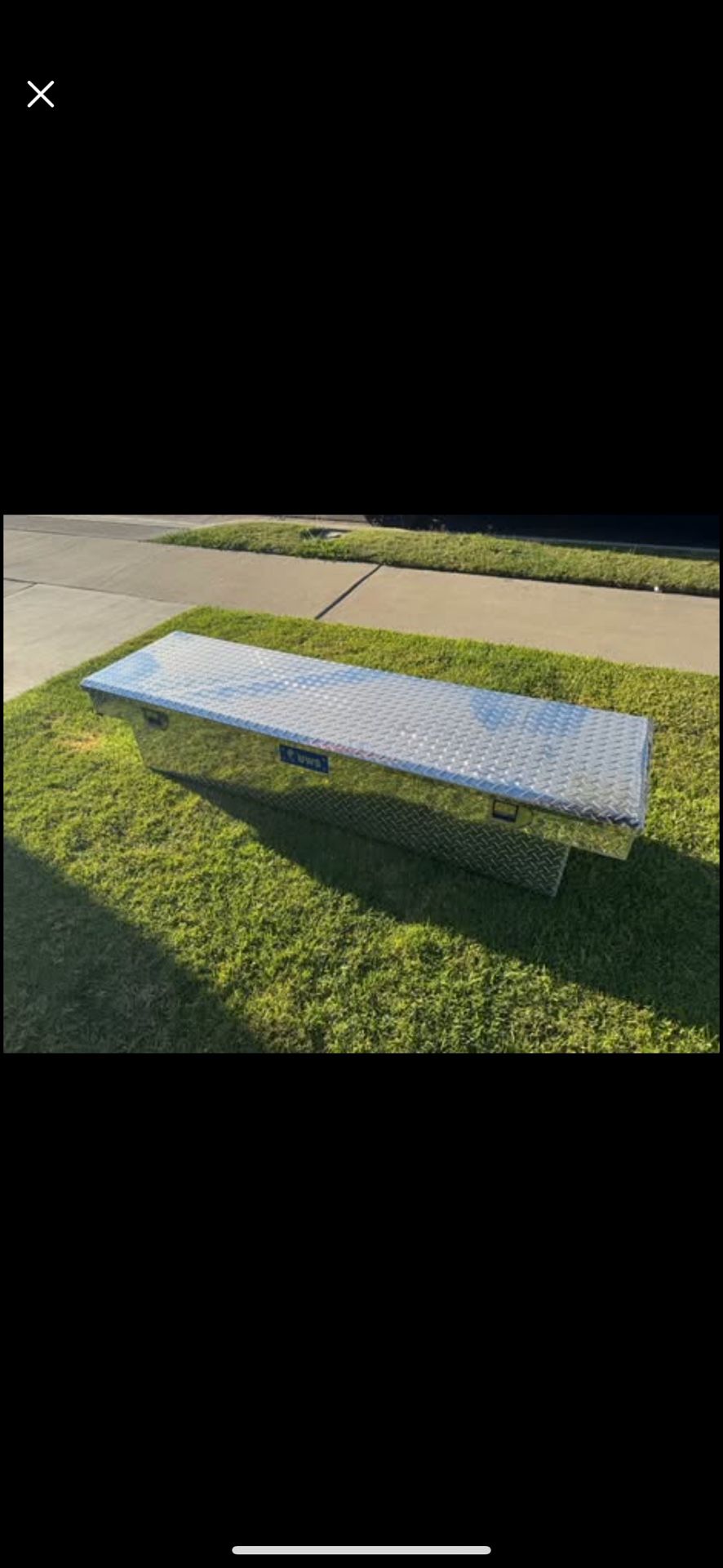 Brand new unused aluminum full size toolbox! 2 Keys are included! 72 1/2 inches wide, 20 inches front to back, and 15 inches top to bottom