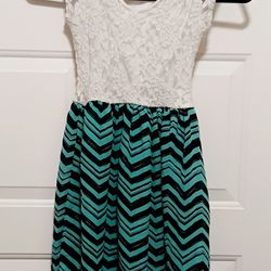 Girls dress