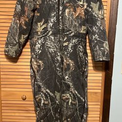 Men’s Medium Camo Hunting Suit 