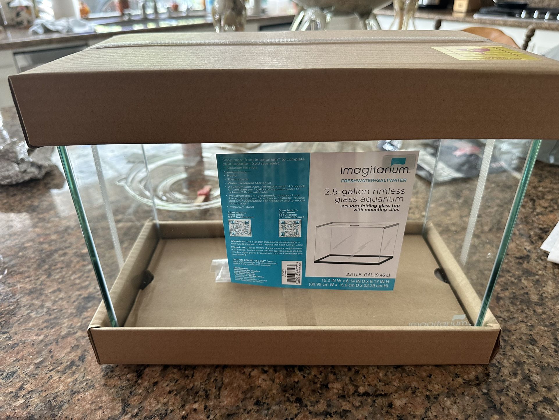 BRAND NEW RIMLESS FISH TANK