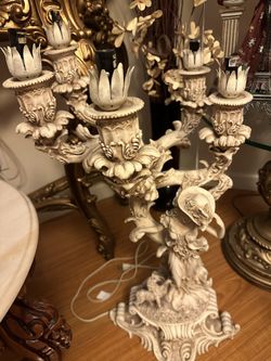 Antique statue Light