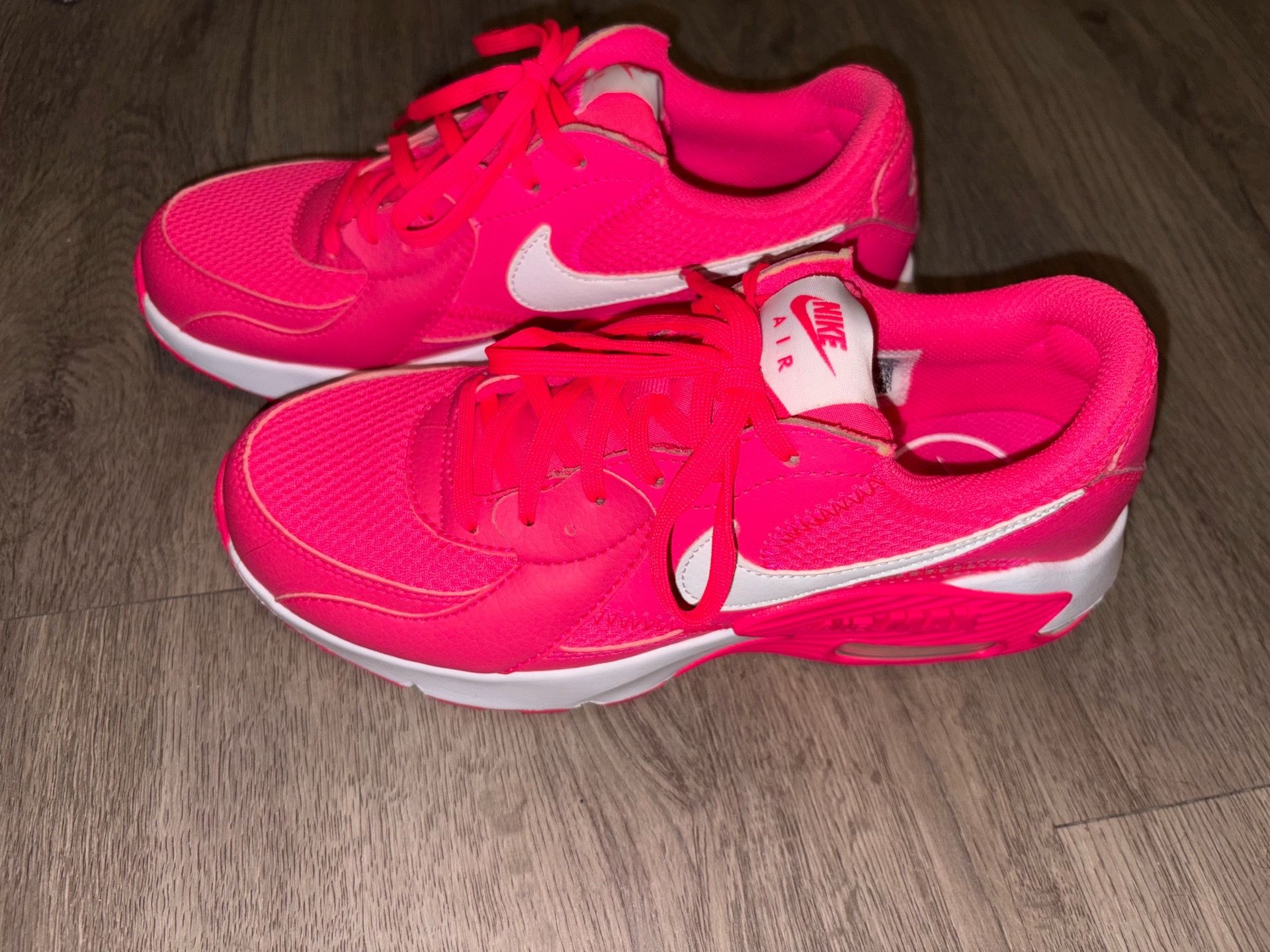Nike Air Max Excee Hot Pink 6.5