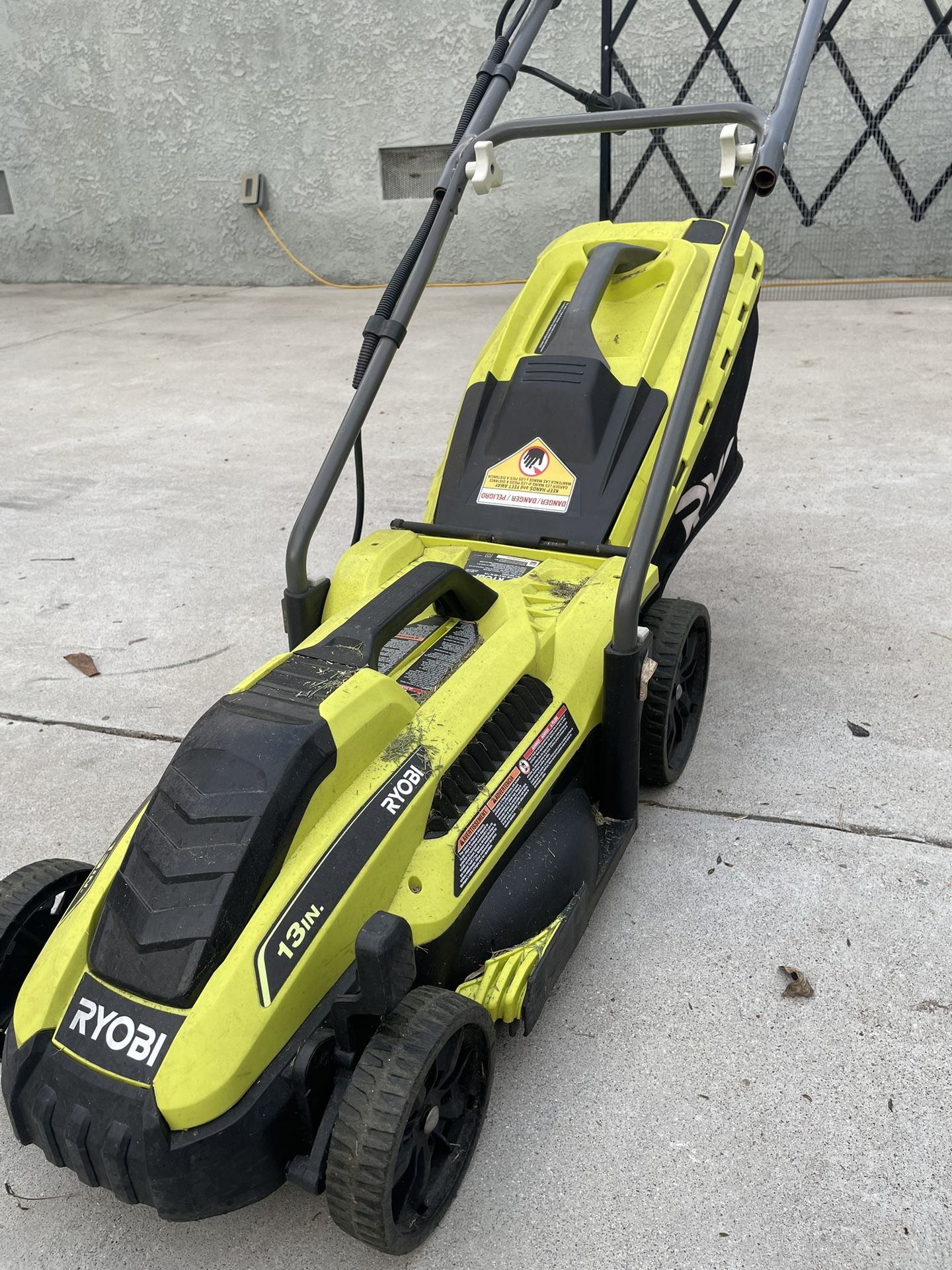 Electric Lawn Mower 13 Inches