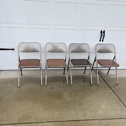 Heavy duty Samsonite padded foldable chairs