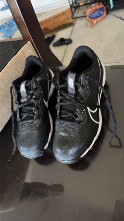 Boys Nike Cleats Size 4.5