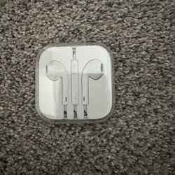 Apple Aux Connecting Earphones