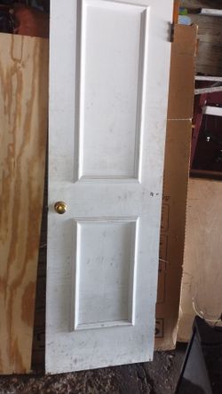 24" x 79 Halo door interior used