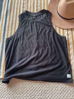 Vuori Women’s Black Tank Top
