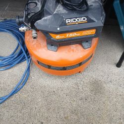 Rigid 6 Gal 150 Psi Compressor 