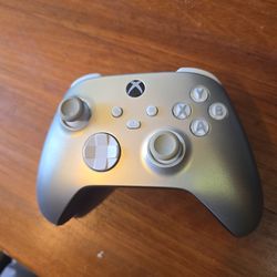 Xbox Controller Lunar Shift Edition