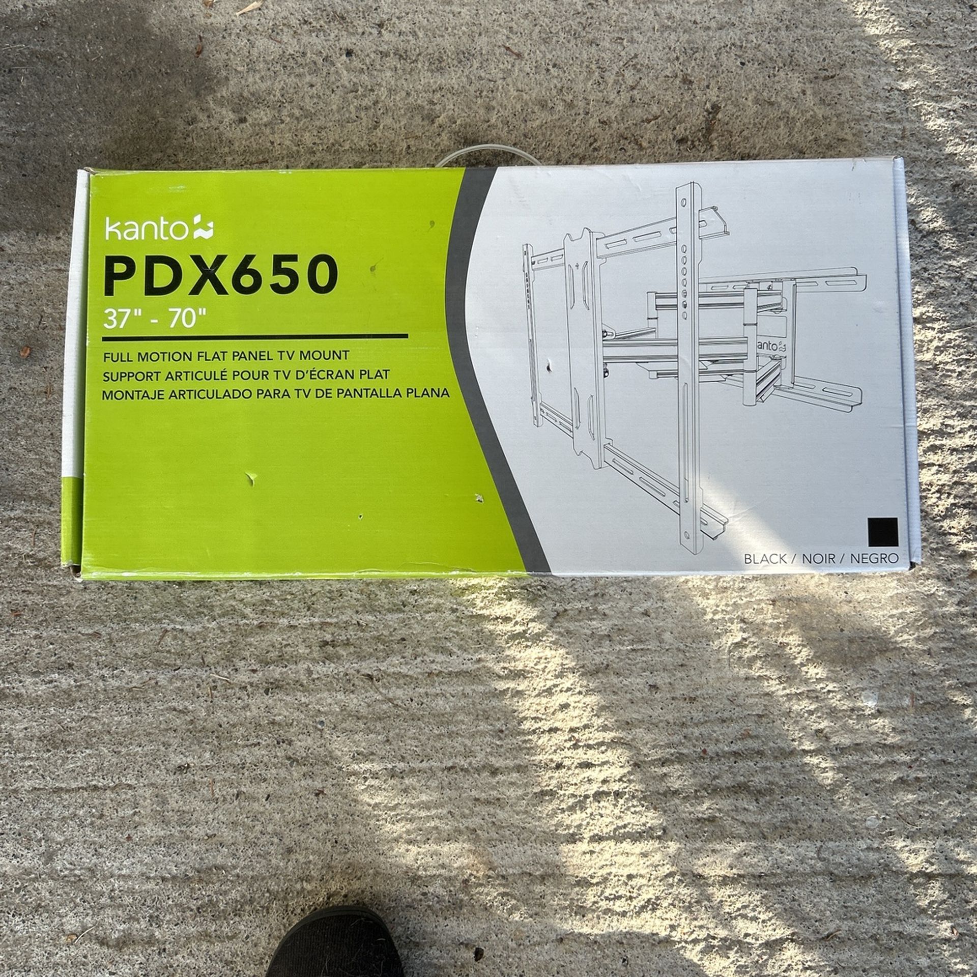 Flat Panel TV Mount. 37”-70”. PDX650. Kanto’s