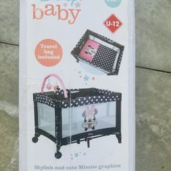 Brand New - Disney Baby 3D Ultra Play Yard with Bassinet and Storage Bag, Peeking Minnie