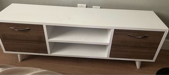 Bedroom tv stand MCM 47x12x16.5”