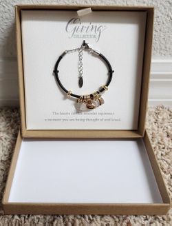 Giving Collection Bracelet