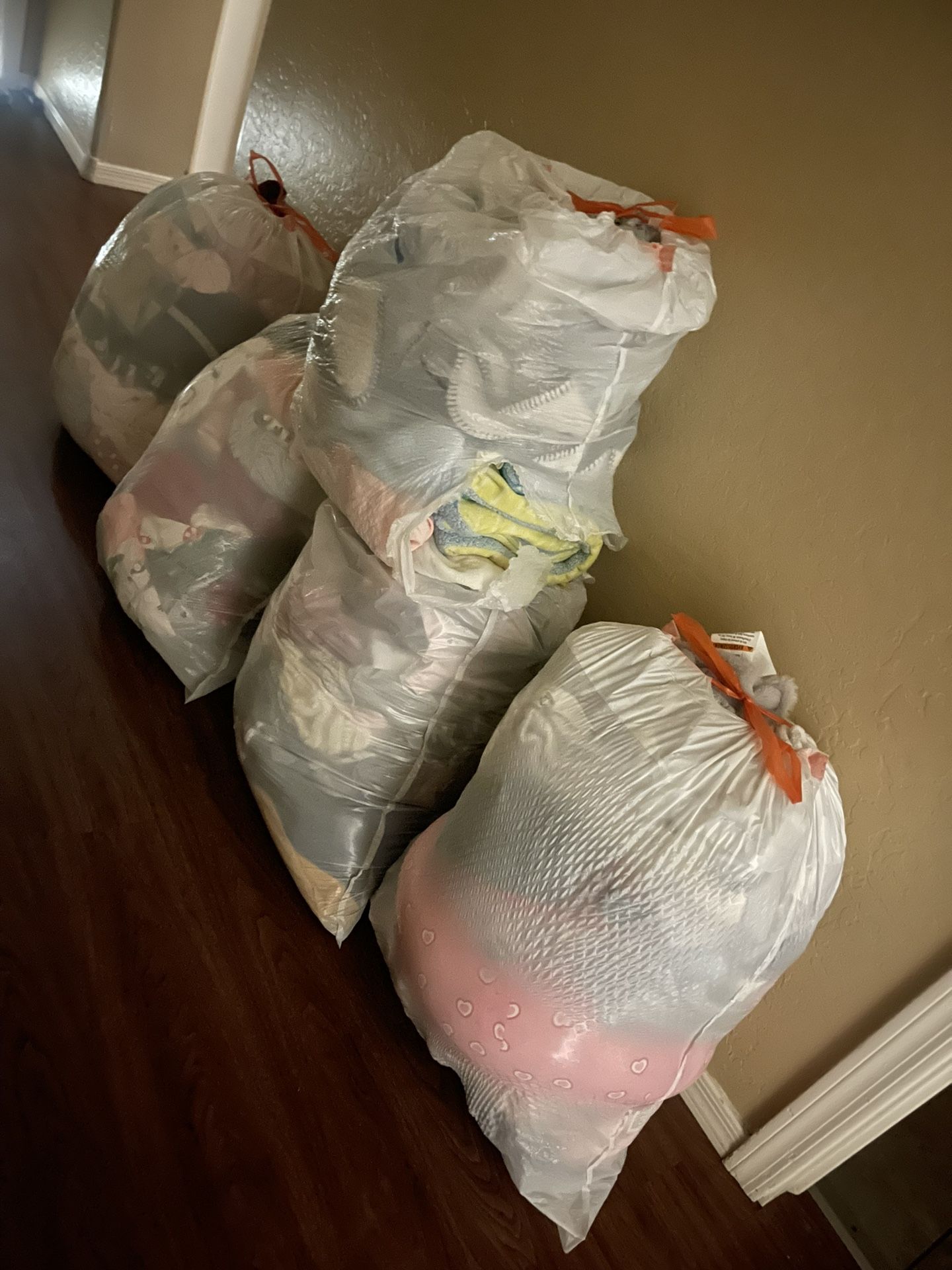 5 13 Gallon Bags Full Of Baby Clothe Boys And Girls Newborn -2T