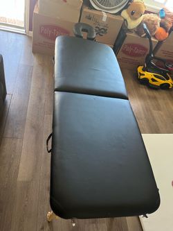 Massage table