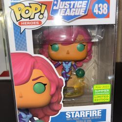 Justice League Starfire (Summer Convention 2022 Shared Sticker) #438