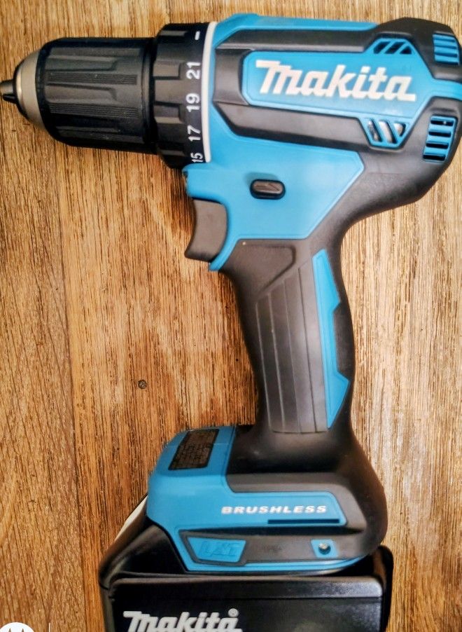 Makita 18V LXT Brushless Drill Driver